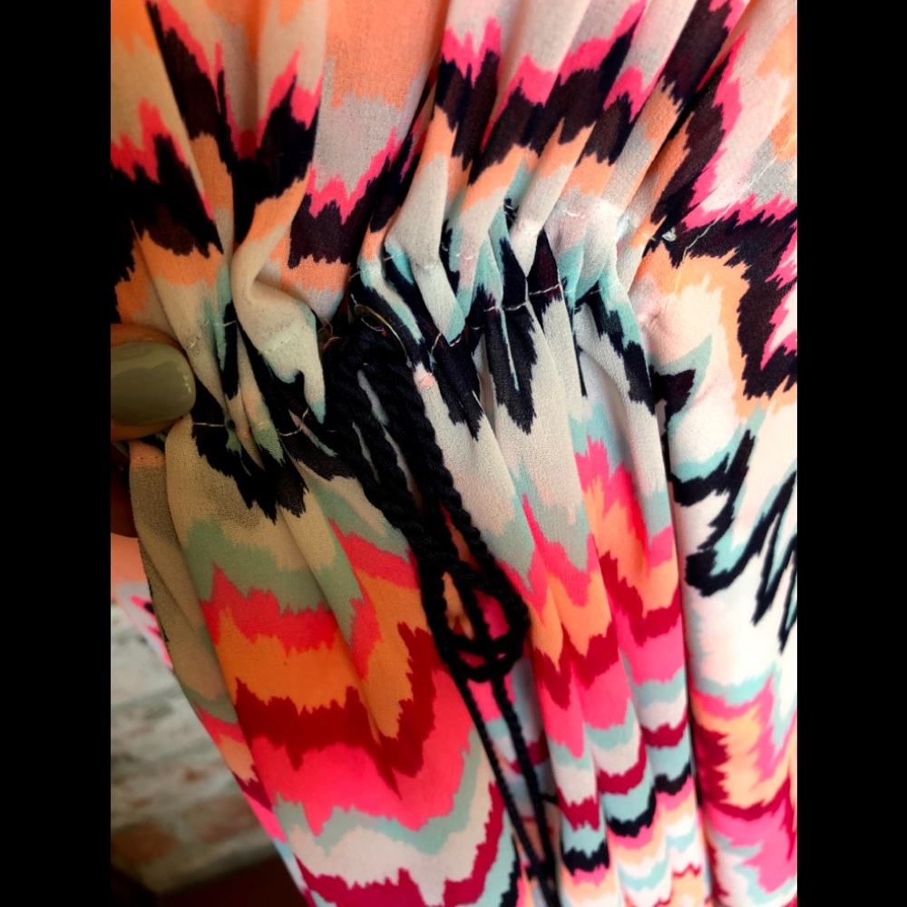 H&M Multi Color Pool Cover Up - Picture 3 of 4